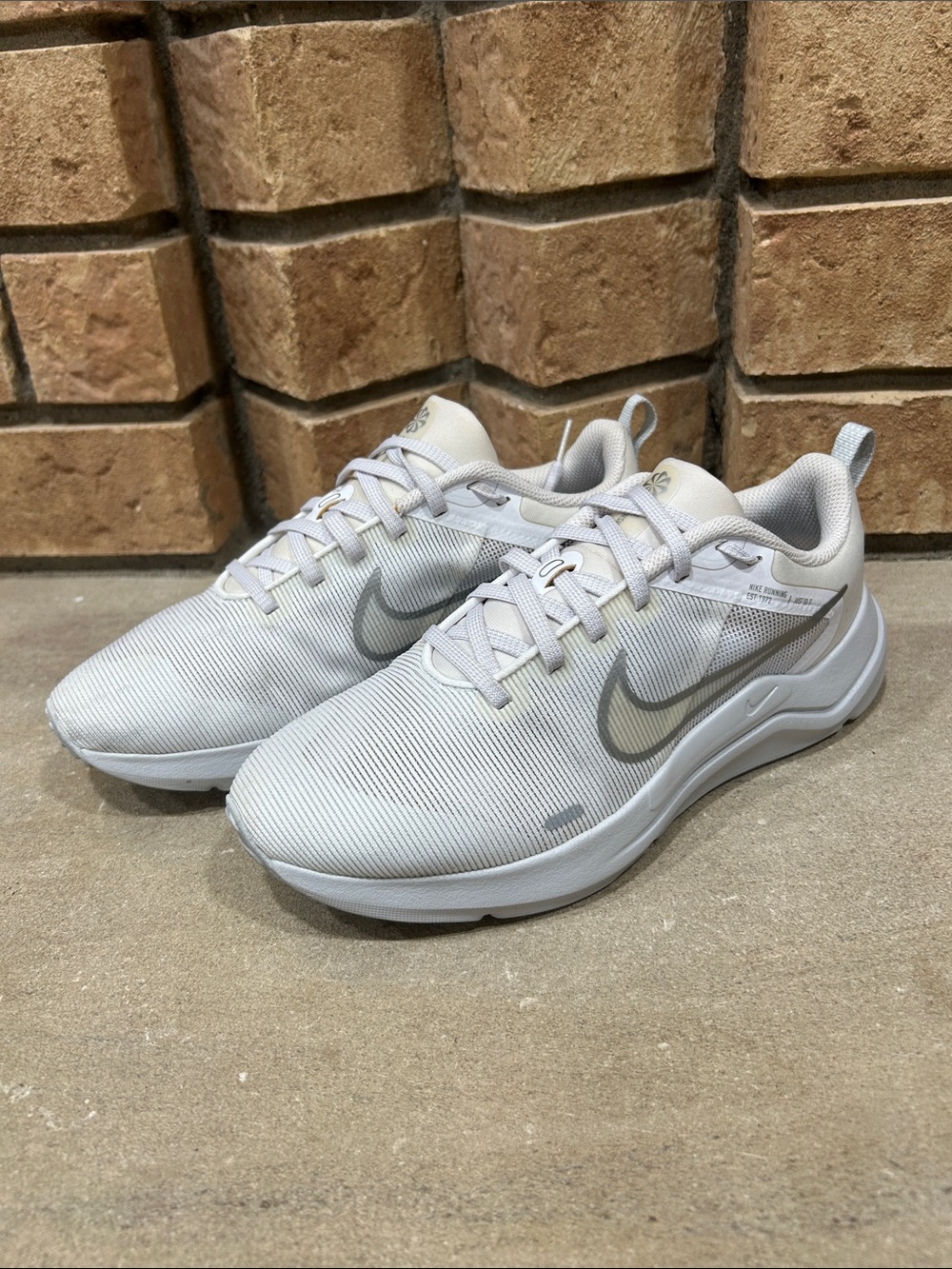 Nike Downshifter 12 DD9294-100 White Running Sneaker Women’s Shoes Size 7